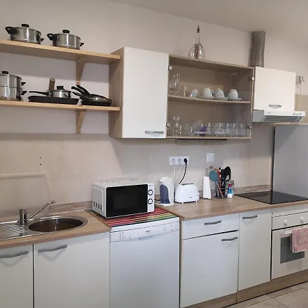 Downtown Garden Terrace , Only One House Up To 21pax Apartamento Oporto