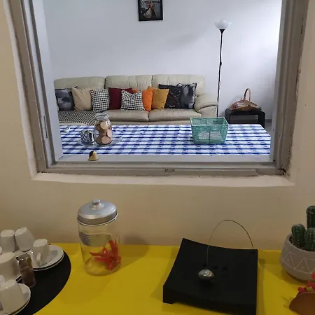 Downtown Garden Terrace , Only One House Up To 21pax Apartamento *