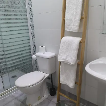Apartamento Downtown Garden Terrace , Only One House Up To 21pax