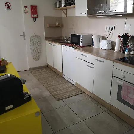 Apartamento Downtown Garden Terrace , Only One House Up To 21pax Oporto