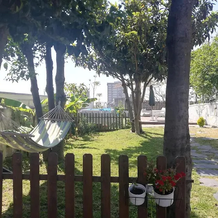 Apartamento Downtown Garden Terrace , Only One House Up To 21pax